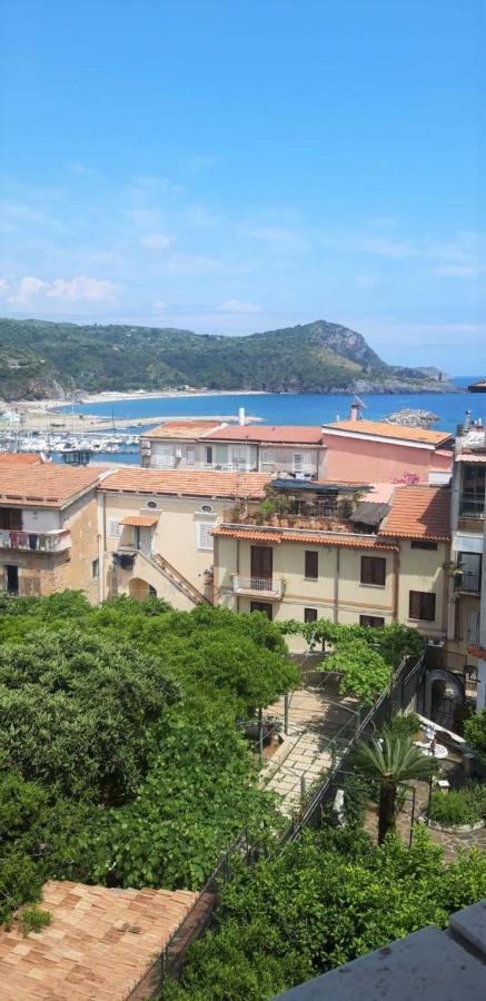 Appartamento Finestra sul porto Marina di Camerota Esterno foto